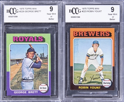1975 Lot of Two (2) Topps Mini #228 George Brett & #223 Robin Yount Rookie Cards - BCCG